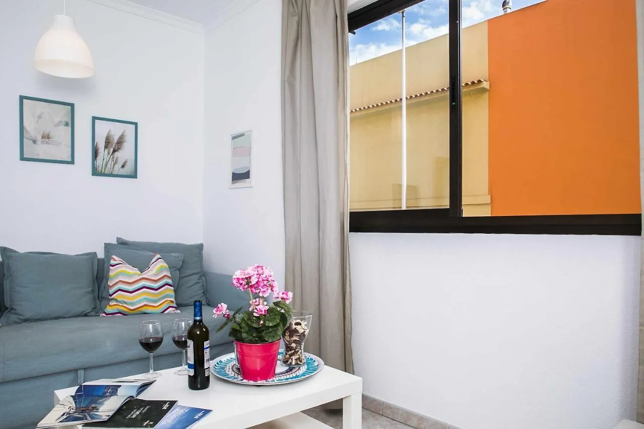 Апартаменты Confortable Vivienda En La Laguna A 5 Min Tranvia